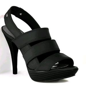 Simply Vera Wang Black Pump Heels